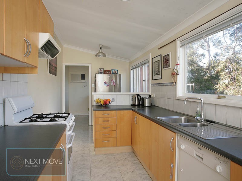 15 Arkwell Street, Willagee WA 6156