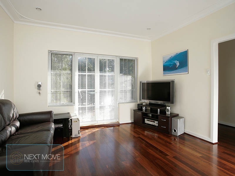 15 Arkwell Street, Willagee WA 6156