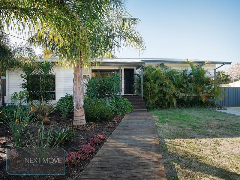 24 Archibald St, Willagee WA 6156