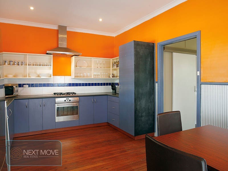 10 Lever Place, Willagee WA 6156