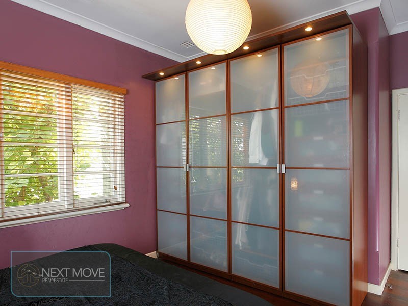 10 Lever Place, Willagee WA 6156