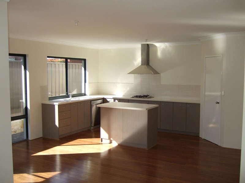 2/28 Weld Rd, Palmyra WA 6157