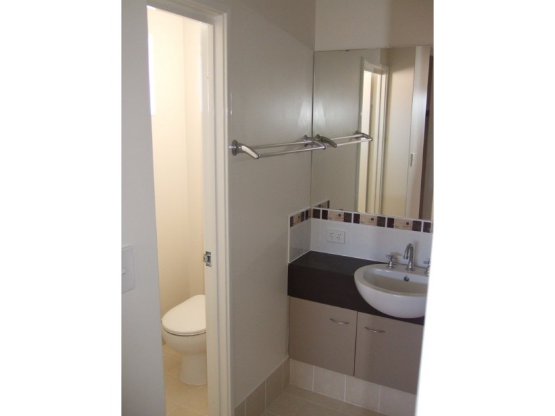 2/28 Weld Rd, Palmyra WA 6157