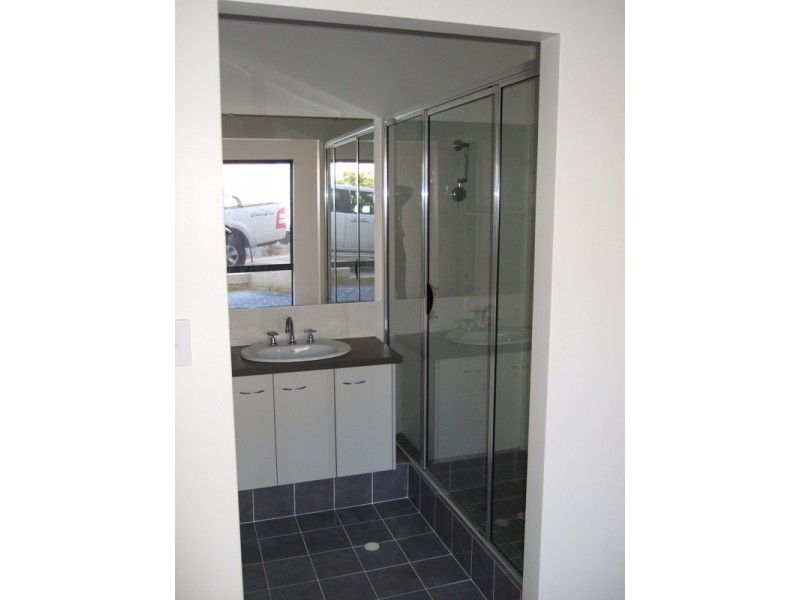 2/28 Weld Rd, Palmyra WA 6157