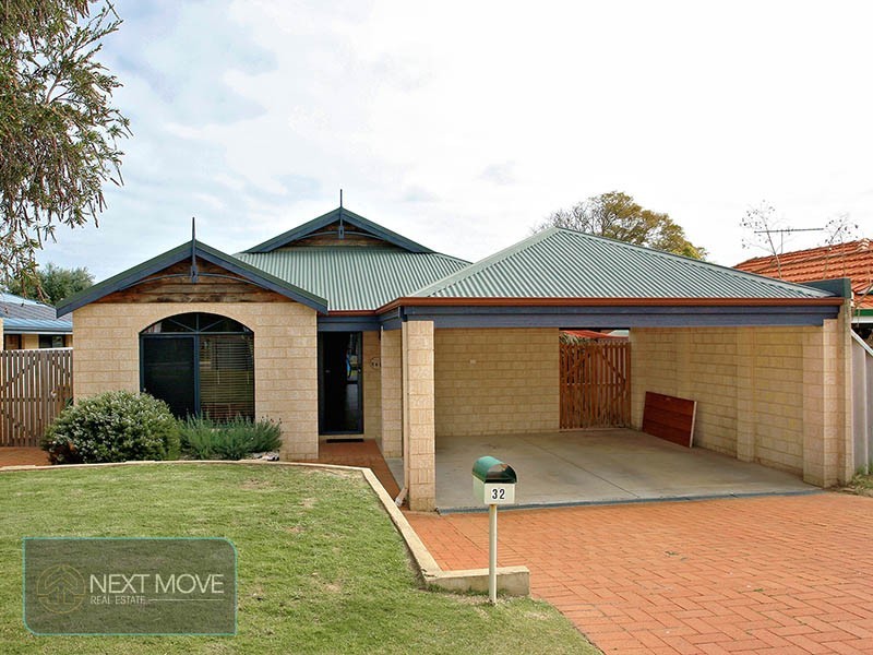 32 Paitt Street, Willagee WA 6156