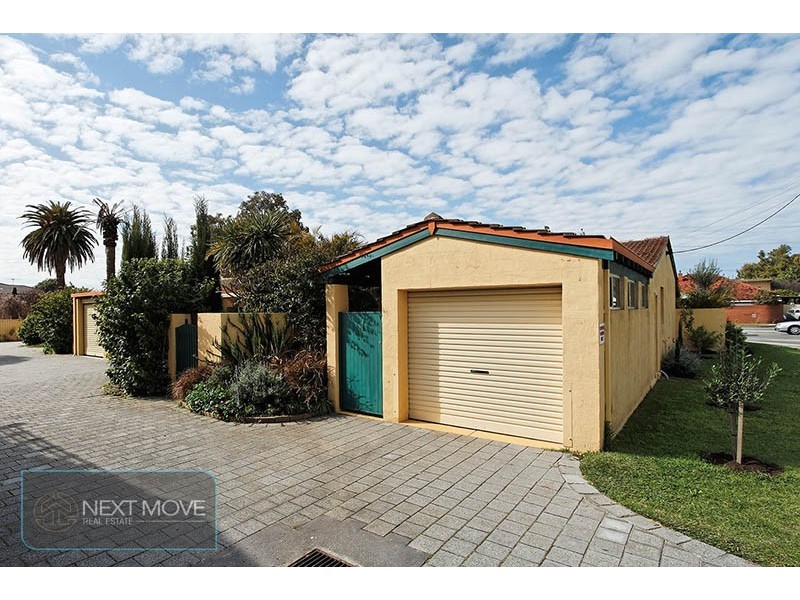 1/1 Lentona Rd, Attadale WA 6156