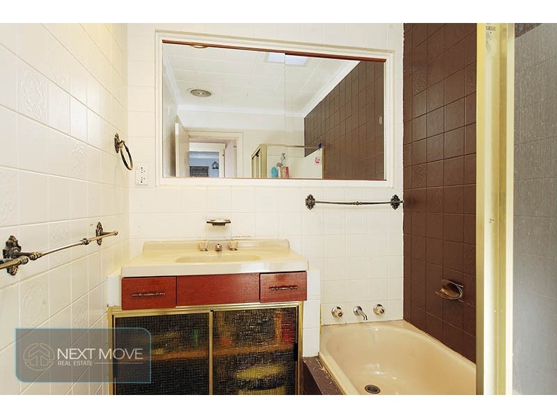 34 Faversham St, Beckenham WA 6107