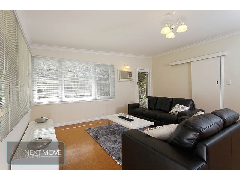 16 Finney St, Willagee WA 6156