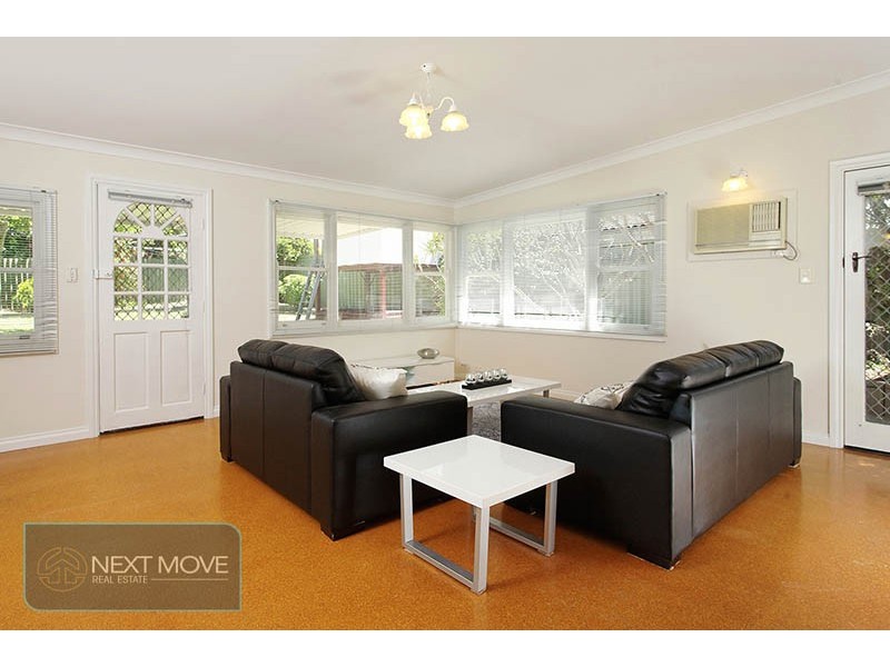 16 Finney St, Willagee WA 6156