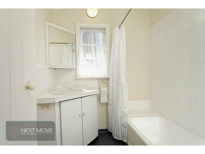 16 Finney St, Willagee WA 6156