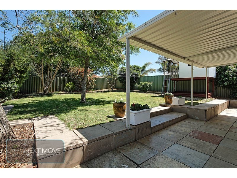 16 Finney St, Willagee WA 6156