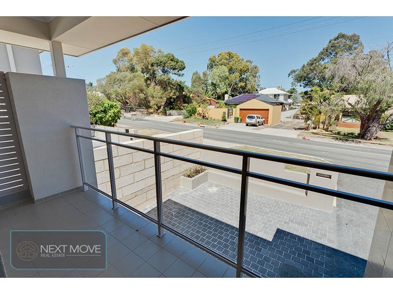 70a Rome Rd, Melville WA 6156