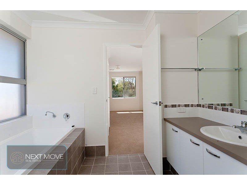 70a Rome Rd, Melville WA 6156