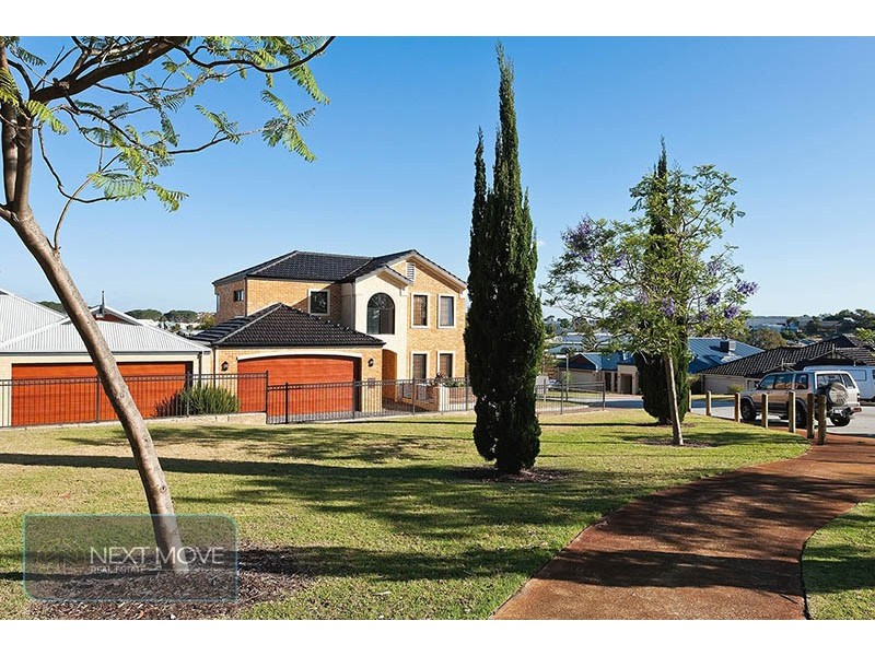 2 Gilbert Place, Willagee WA 6156