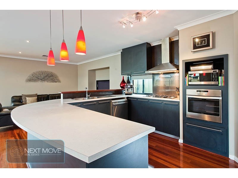 2 Gilbert Place, Willagee WA 6156