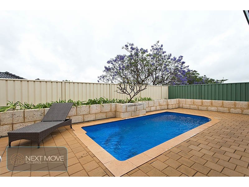 2 Gilbert Place, Willagee WA 6156