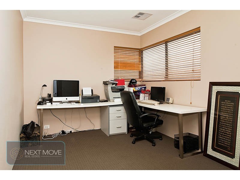 2 Gilbert Place, Willagee WA 6156
