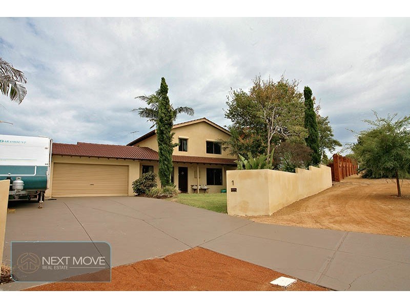 1 Hanrahan Loop, Kardinya WA 6163