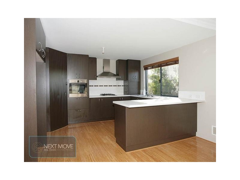 34a Davies Crs, Kardinya WA 6163