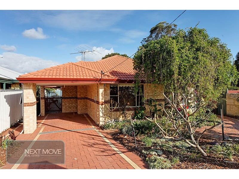7a Milroy St, Willagee WA 6156