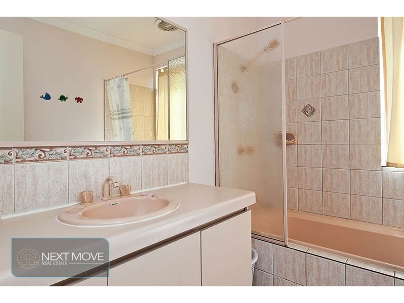 12a Caple St, Willagee WA 6156