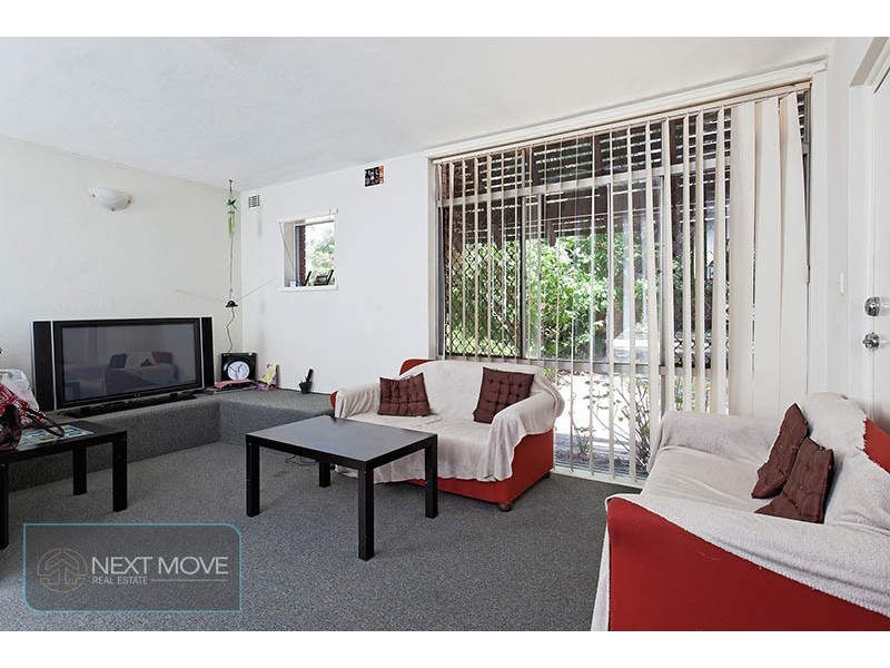 5 Mirreen Crt, Karawara WA 6152