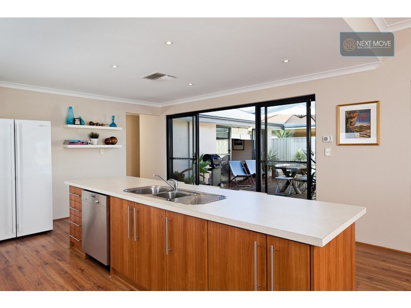 3 Duncan Lane, Willagee WA 6156