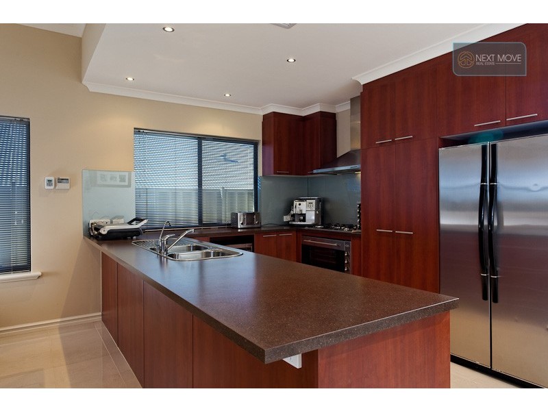 30 Antill St, Willagee WA 6156