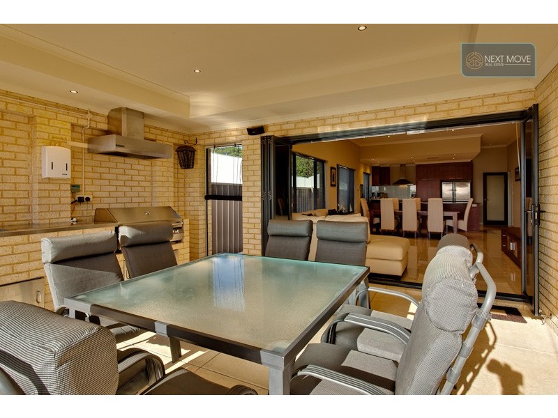 30 Antill St, Willagee WA 6156
