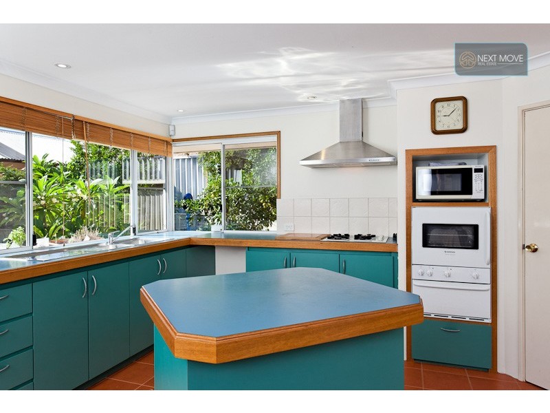 5 Dann Court, Willagee WA 6156