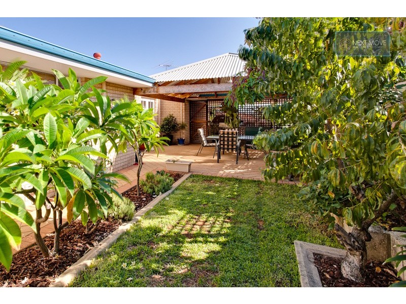 5 Dann Court, Willagee WA 6156