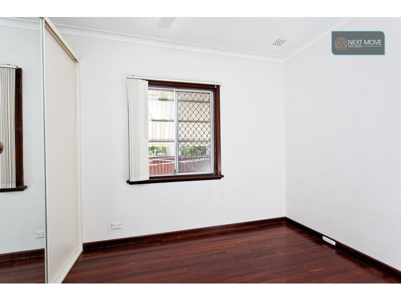 8 Cummins St, Willagee WA 6156