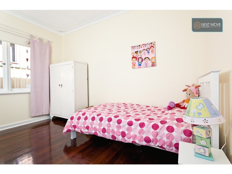 8 Jackman St, Willagee WA 6156