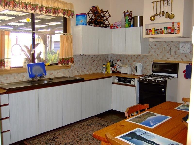 6 Charsley St, Willagee WA 6156