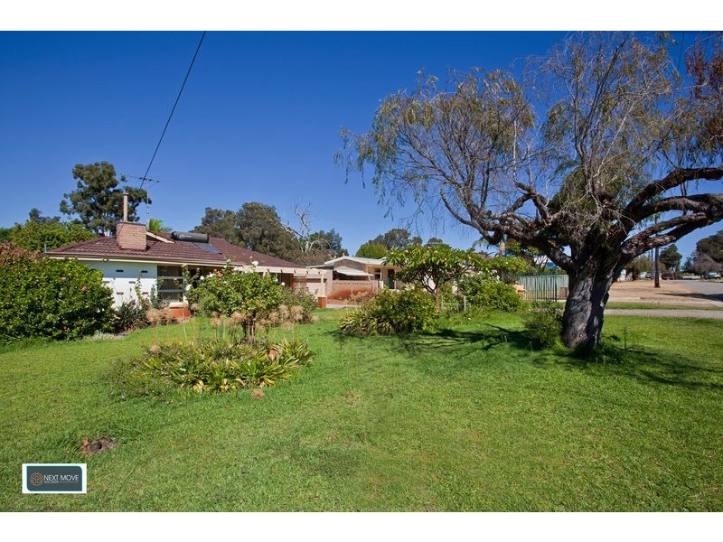 2/13 Caple St, Willagee WA 6156