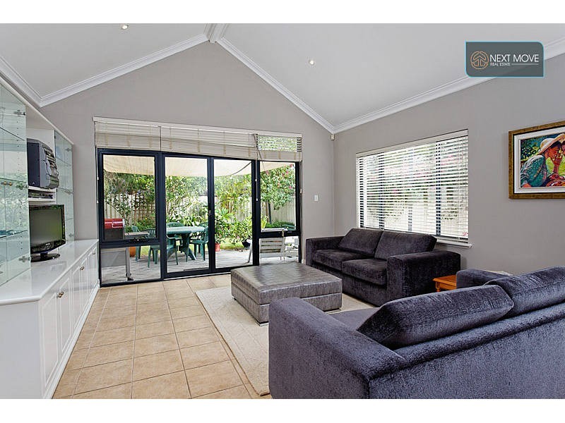 22 Purdie Ave, Ardross WA 6153