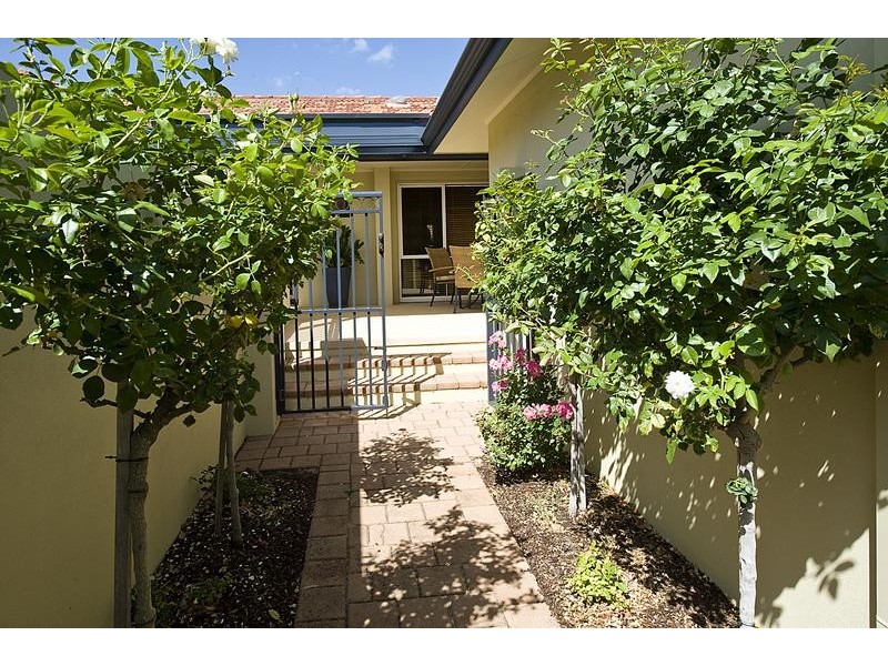 98 Ardross Street, Applecross WA 6153