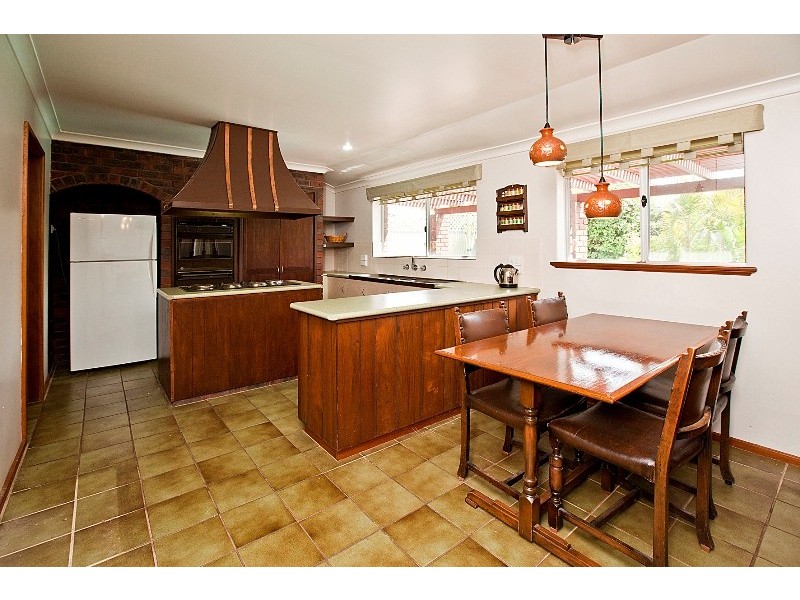 19 Corbett Way, Booragoon WA 6154