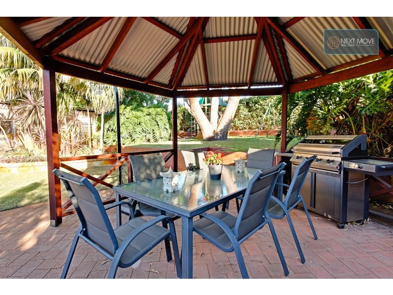 6 Woodhams Street, Willagee WA 6156