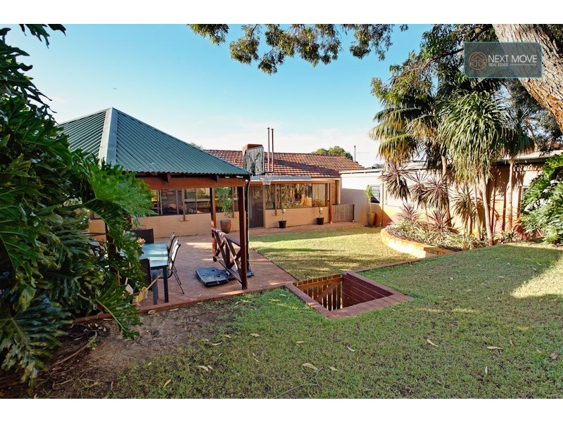 6 Woodhams Street, Willagee WA 6156