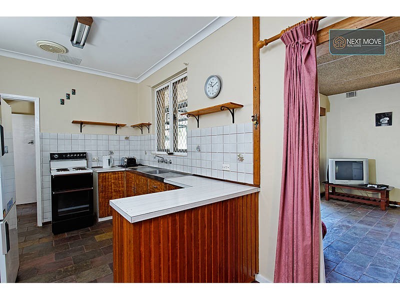21 Chilton Street, Willagee WA 6156