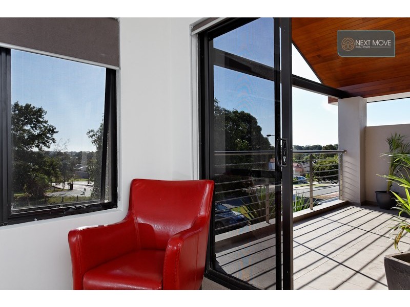 11 Boulter Street, Willagee WA 6156