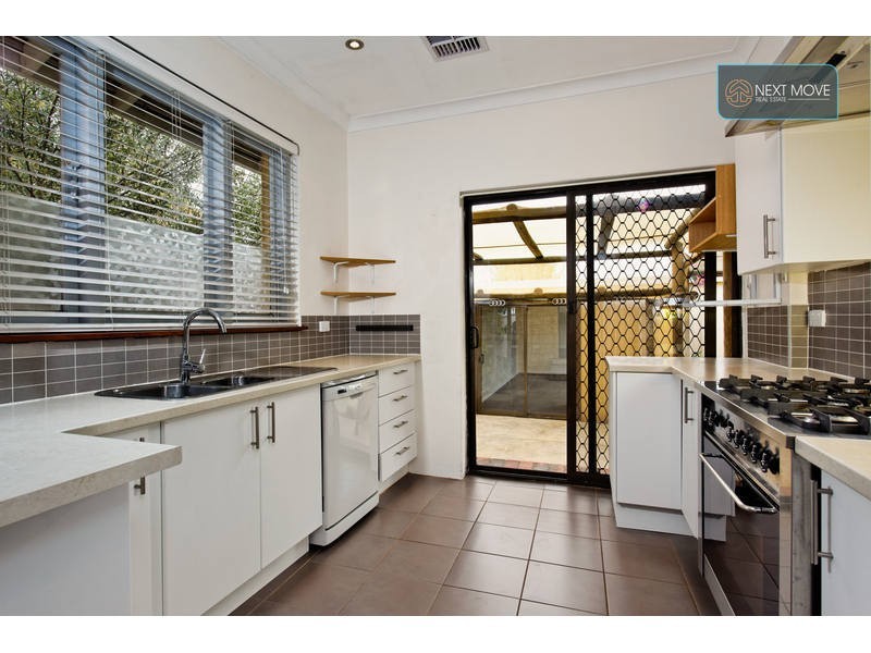 7 Moorhouse Street, Willagee WA 6156