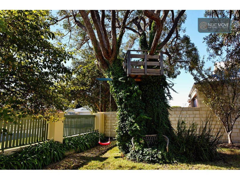 30 Woodhams Street, Willagee WA 6156