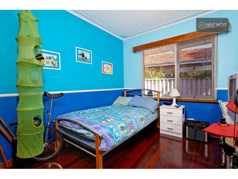 30 Woodhams Street, Willagee WA 6156