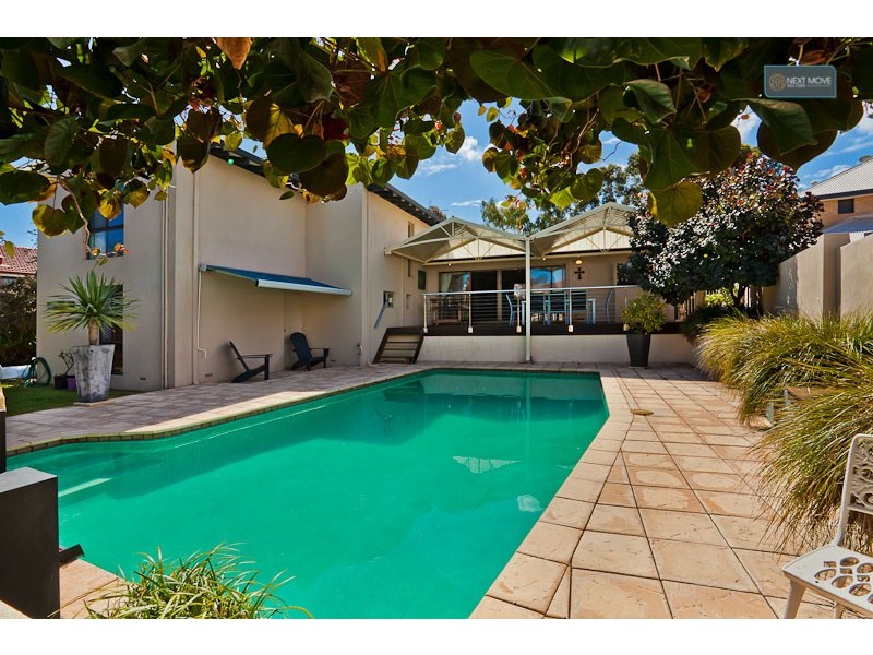 29 Worthington Road, Booragoon WA 6154