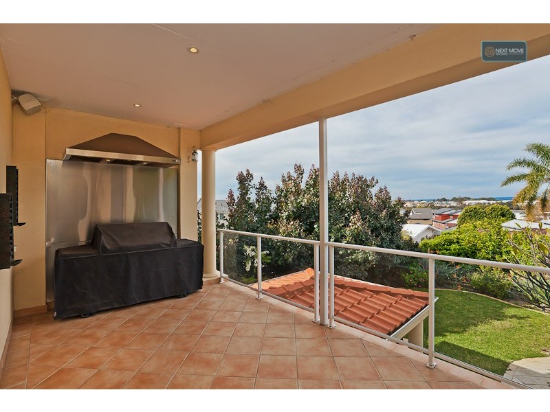 76 Ullapool Road, Mount Pleasant WA 6153
