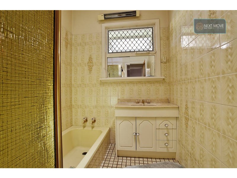 14 Lamond Street, Melville WA 6156