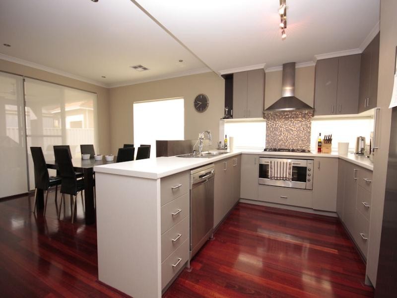 2a Hillary Street, Willagee WA 6156