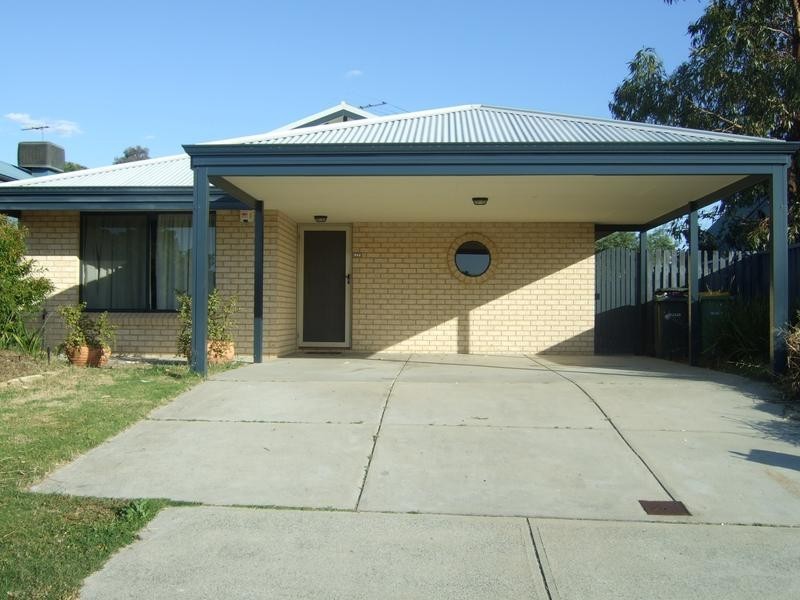 17 Paitt Street, Willagee WA 6156